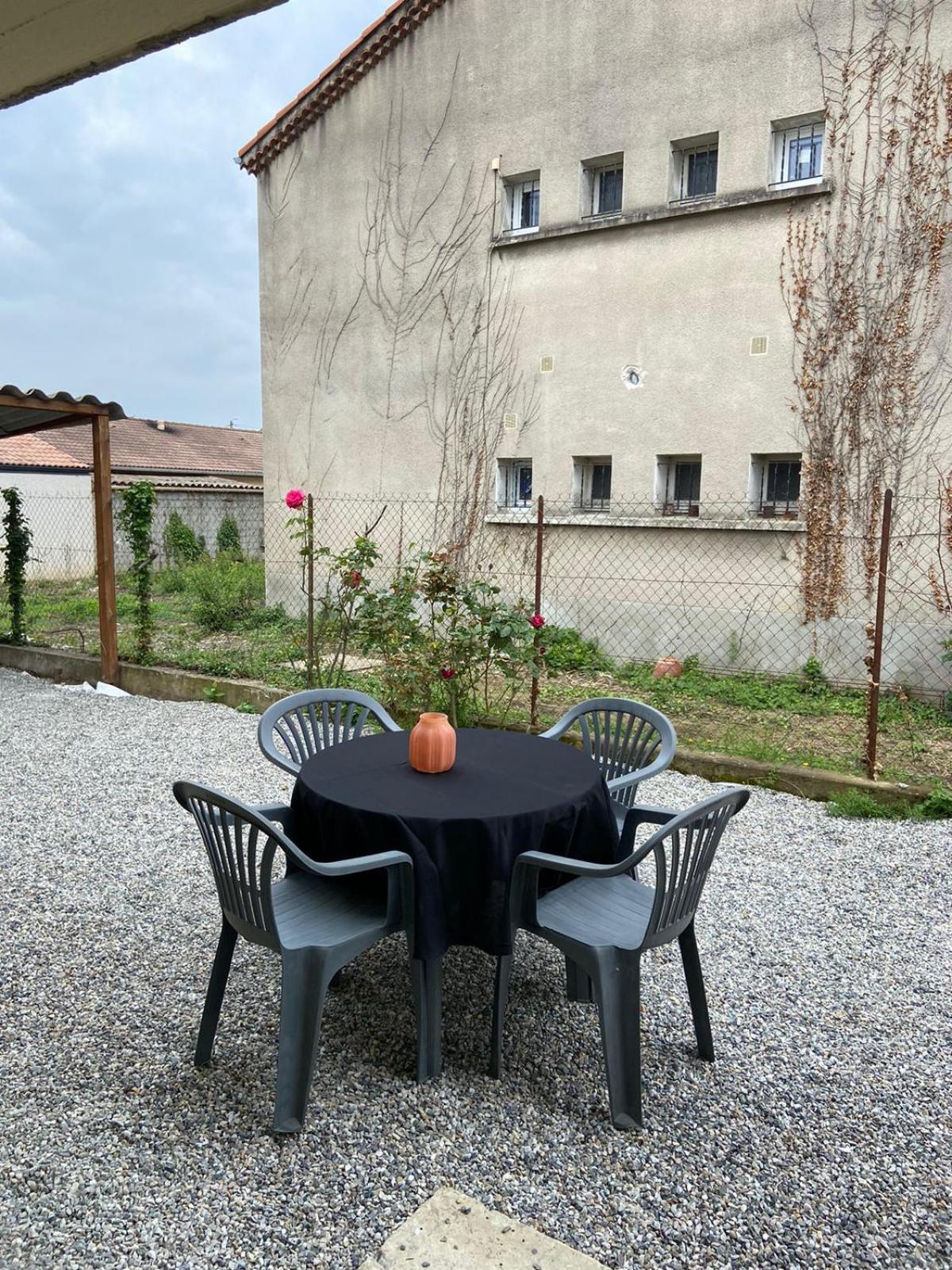 Le Happynous, Cosy, Climatise, Wifi, Parking Prive Interieur Holiday home