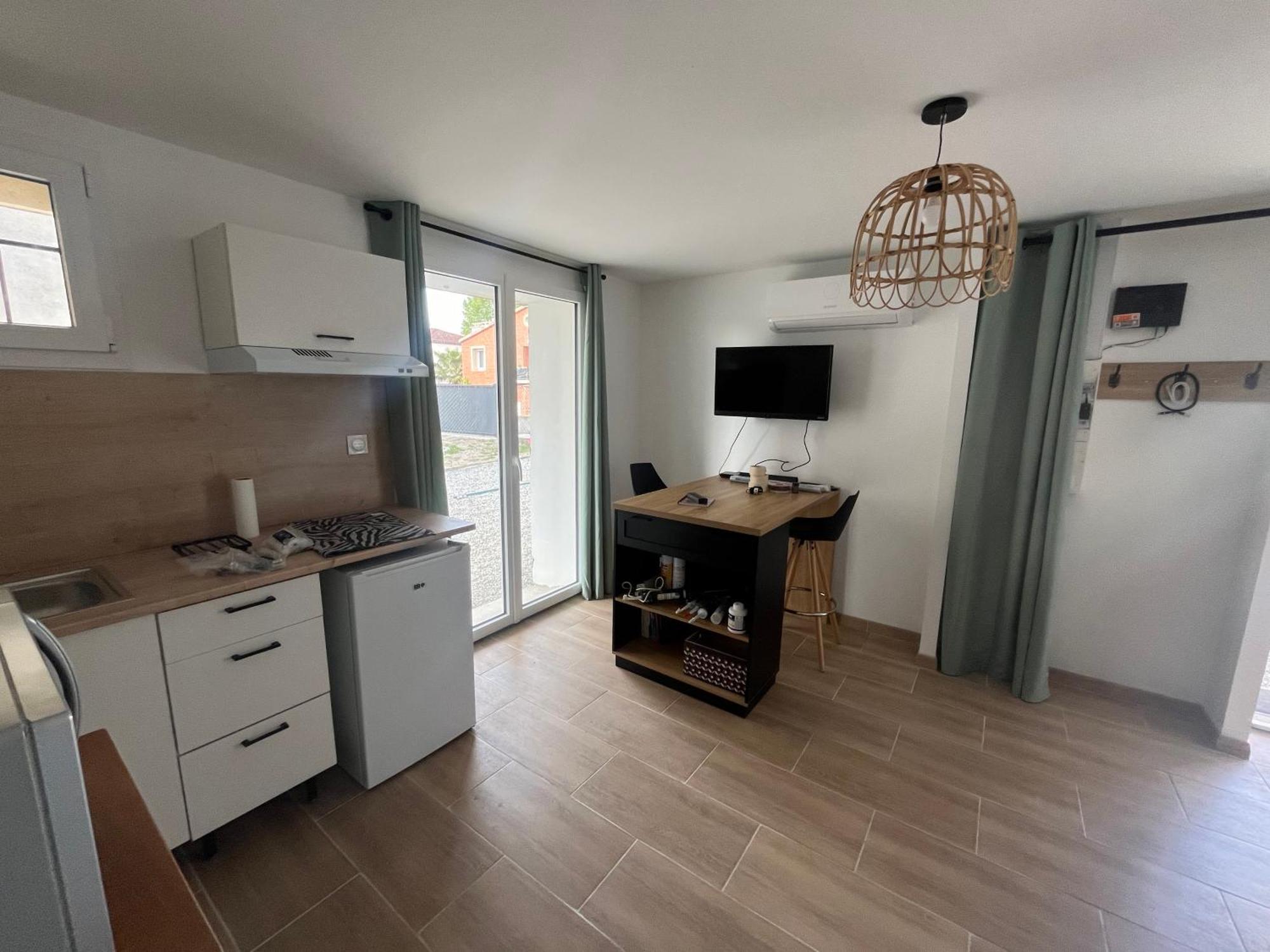 Le Happynous, Cosy, Climatise, Wifi, Parking Prive Interieur Holiday home *